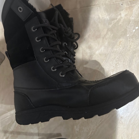 UGG K Butte II CWR 1098890K  Women's Boots Black Size USA 6 UGG - Picture 4 of 6